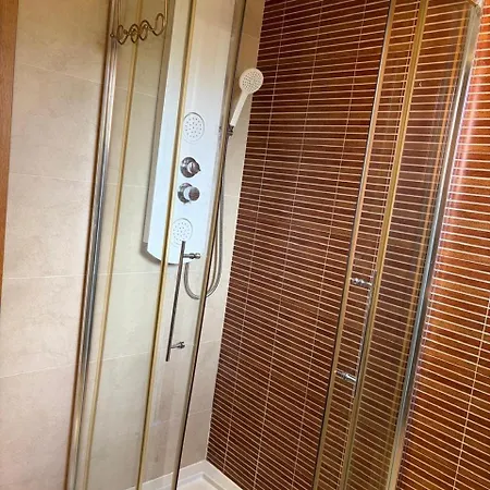 Marbella Seaview Penthouse , Terrace, Pools & Walk To The Apartamento