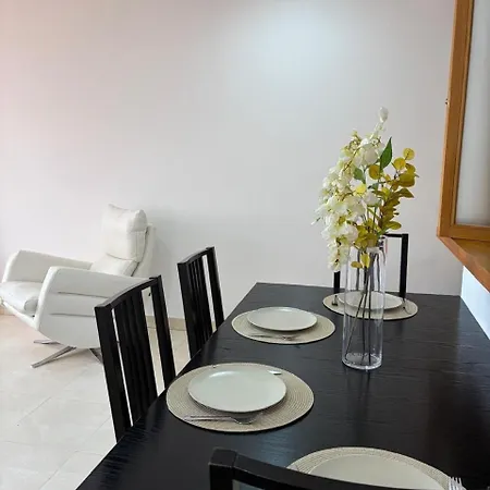 Marbella Seaview Penthouse , Terrace, Pools & Walk To The *